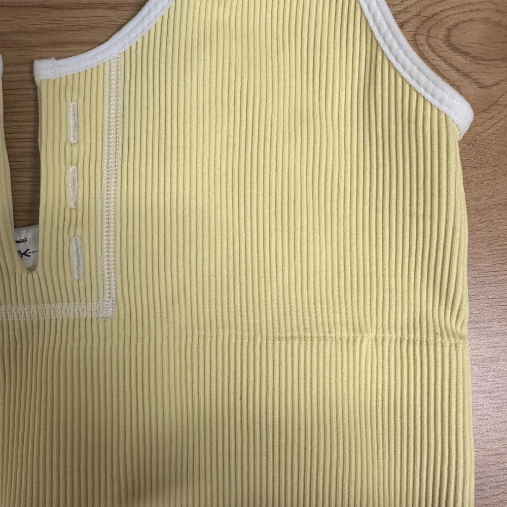 Yellow Ribbed Women's Top - Picture 3 of 4